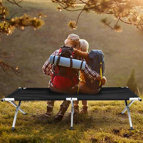 postelja za kampiranje